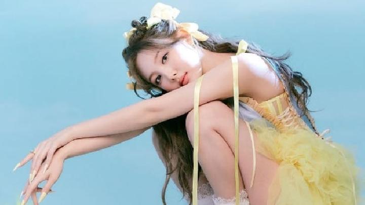 Nayeon TWICE